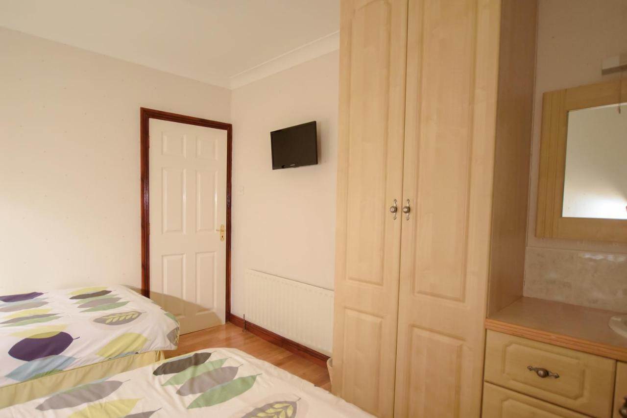 Rossgier Inn Lifford Dış mekan fotoğraf